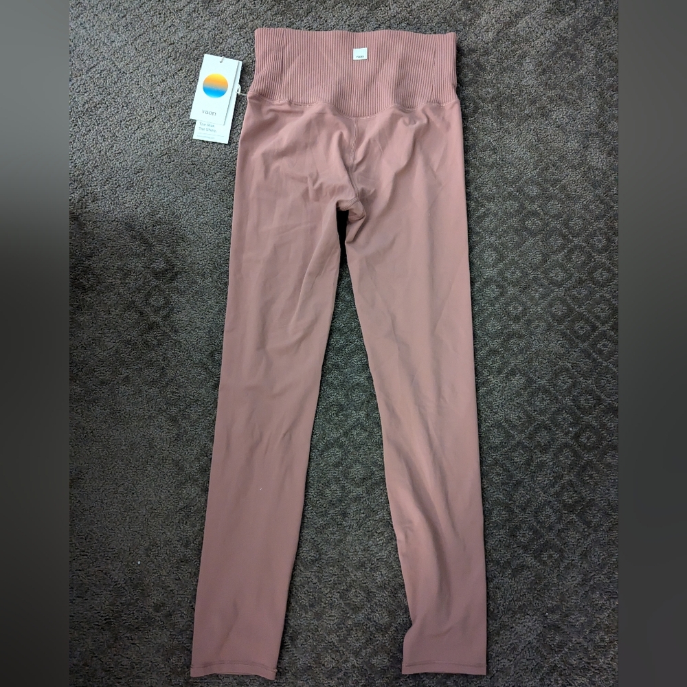 NWT Vuori Rib Studio Legging